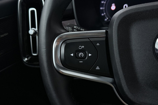 Volvo XC40 Recharge Ultimate 70 kWh SOH 92, 5% (PANORAMADAK, STUUR-/STOELVERWARMING, 360 CAMERA, DEAL