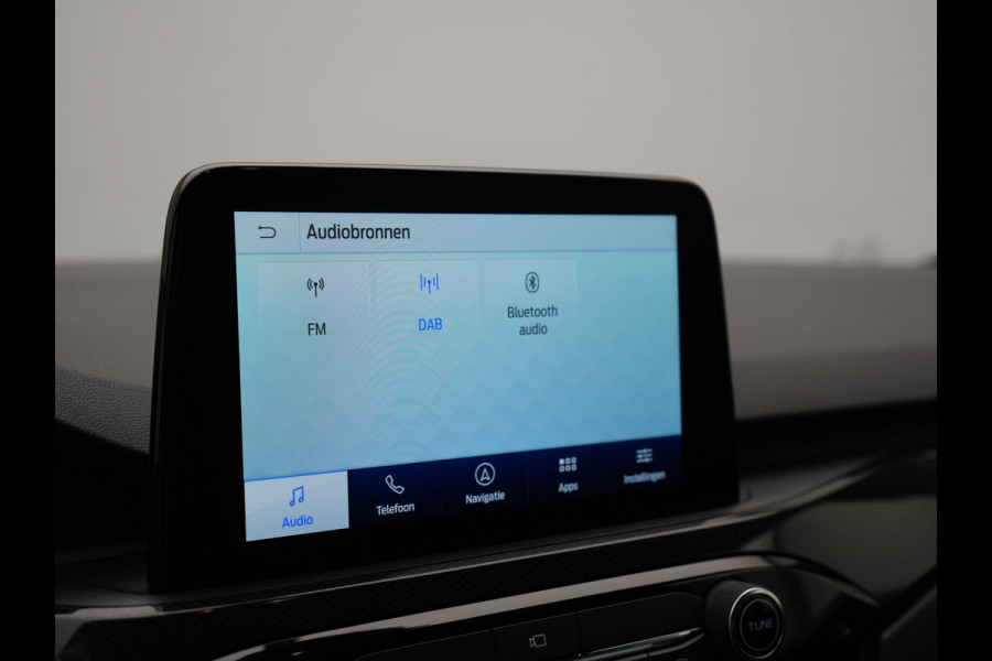 Ford Kuga 2.5 PHEV ST-Line 225pk Dealer O.H | Trekhaak Af Fabriek | Panodak | Adaptive Cruise | 360 Camera | Head Up | Sportstoelen & Stuur Verwarmd | Apple Carplay | Keyless | Pilot Assist | BLIS | Virtual | Navigatie | DAB | 18"L.M | Plug In Hybrid |