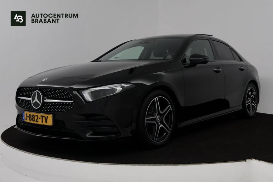 Mercedes-Benz A-Klasse 200 Business Solution AMG (PANORAMADAK, STOELVERWARMING, ACHTERUITRIJCAMERA, SFEERVERLICHT