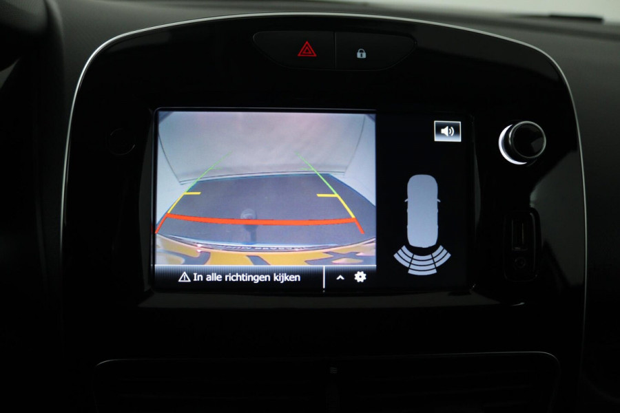 Renault Clio Estate 0.9 TCe Limited (TREKHAAK, NAVIGATIE, CAMERA, PARKEERSENSOREN, BLUETOOTH, CRUISE CONTROL)