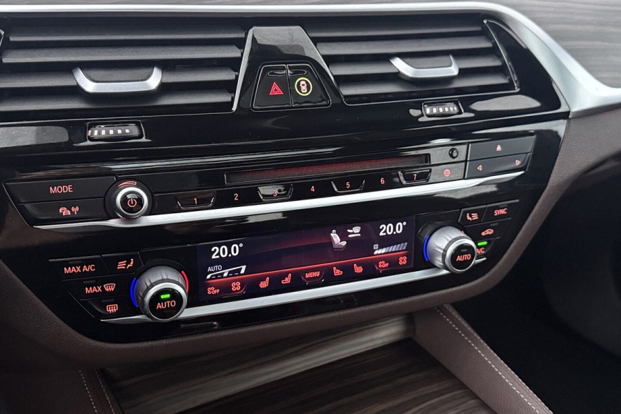 BMW 6 Serie Gran Turismo 630i High Executive (PANORAMADAK, H&K AUDIO, STOELVERWARMING/VERKOELING, STUURVERWARMING,