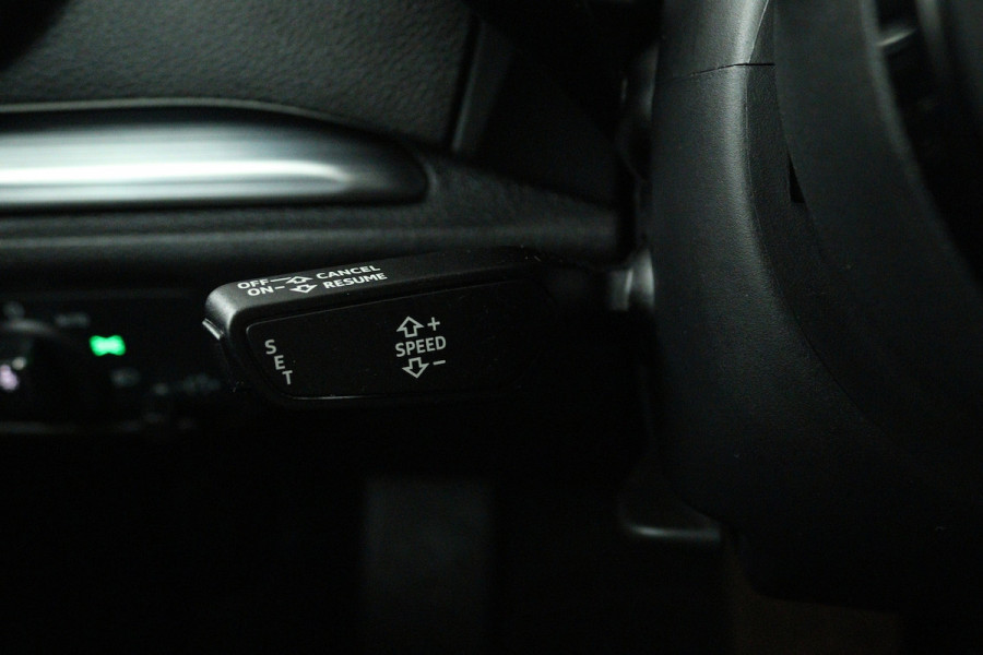 Audi A3 Sportback 1.0 TFSI Sport Lease Edition Automaat (PARKEERSENSOREN, NAVIGATIE, CRUISE CONTROL, AUTOMAA