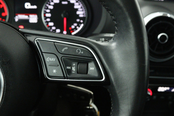 Audi A3 Sportback 1.0 TFSI Sport Lease Edition Automaat (PARKEERSENSOREN, NAVIGATIE, CRUISE CONTROL, AUTOMAA