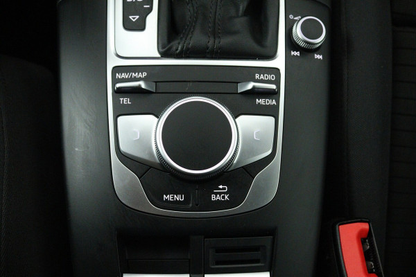Audi A3 Sportback 1.0 TFSI Sport Lease Edition Automaat (PARKEERSENSOREN, NAVIGATIE, CRUISE CONTROL, AUTOMAA