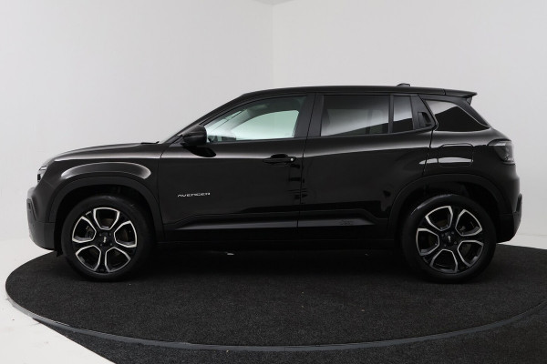 Jeep Avenger Summit 54 kWh SOH 95% (PARKEERSENSOREN, CRUISE CONTROL ADAPTIEF, CAMERA, NAVIGATIE)