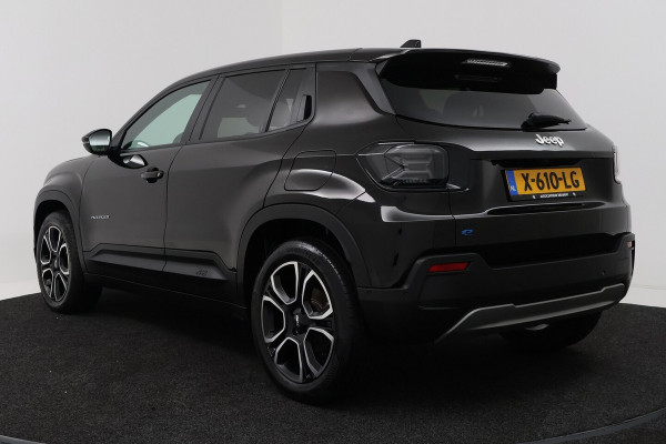 Jeep Avenger Summit 54 kWh SOH 95% (PARKEERSENSOREN, CRUISE CONTROL ADAPTIEF, CAMERA, NAVIGATIE)