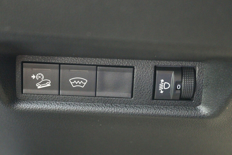 Jeep Avenger Summit 54 kWh SOH 95% (PARKEERSENSOREN, CRUISE CONTROL ADAPTIEF, CAMERA, NAVIGATIE)