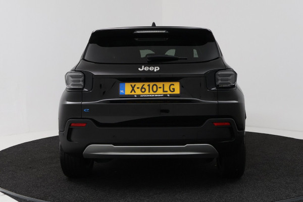 Jeep Avenger Summit 54 kWh SOH 95% (PARKEERSENSOREN, CRUISE CONTROL ADAPTIEF, CAMERA, NAVIGATIE)