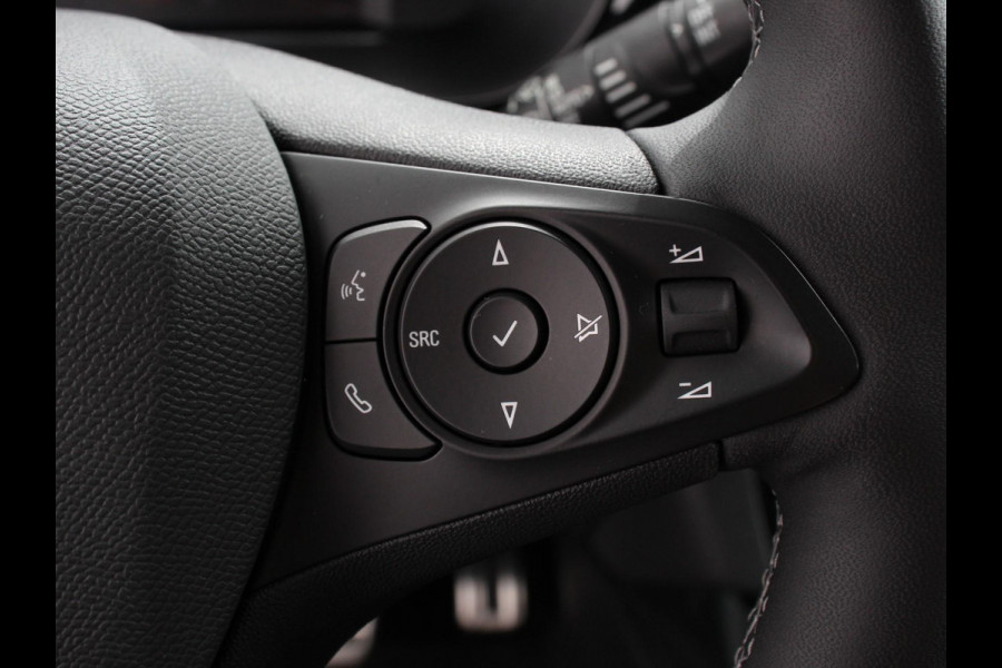 Opel Corsa 1.2 GS Line Navigatie Apple Carplay/Android Auto Airco Cruise Control Lichtmetalen velgen Sportstoelen