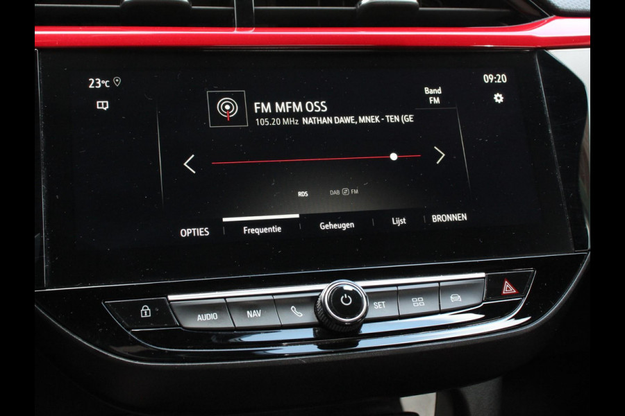 Opel Corsa 1.2 GS Line Navigatie Apple Carplay/Android Auto Airco Cruise Control Lichtmetalen velgen Sportstoelen