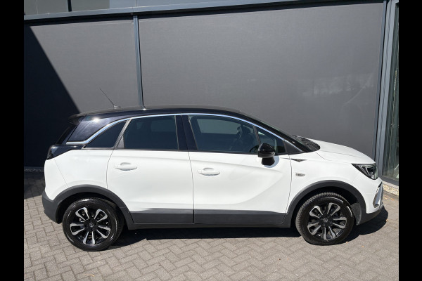 Opel Crossland 1.2 Turbo Elegance Achteruitrijcamera - Airco - Apple carplay - Bluetooth - Cruise control - Radio - Navigatie - Trekhaak - Elektrische ramen - Led verlichting - Start/stop systeem - Licht metalen velgen 16 inch - Stuur multifunctioneel
