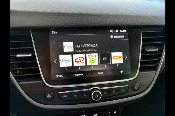 Opel Crossland 1.2 Turbo Elegance Achteruitrijcamera - Airco - Apple carplay - Bluetooth - Cruise control - Radio - Navigatie - Trekhaak - Elektrische ramen - Led verlichting - Start/stop systeem - Licht metalen velgen 16 inch - Stuur multifunctioneel