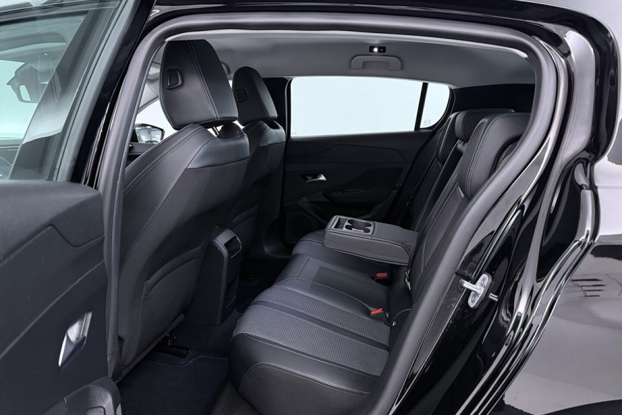 Peugeot 308 1.2 PureTech Active Pack Business (NAVIGATIE, STOELVERWARMING, CRUISE CONTROL, PARKEERSENS