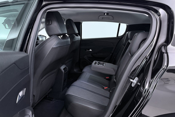 Peugeot 308 1.2 PureTech Active Pack Business (NAVIGATIE, STOELVERWARMING, CRUISE CONTROL, PARKEERSENS