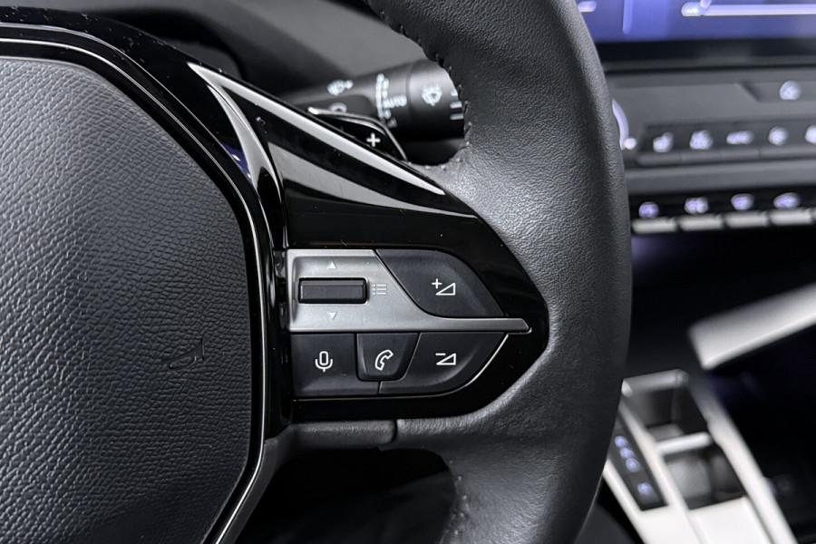 Peugeot 308 1.2 PureTech Active Pack Business (NAVIGATIE, STOELVERWARMING, CRUISE CONTROL, PARKEERSENS