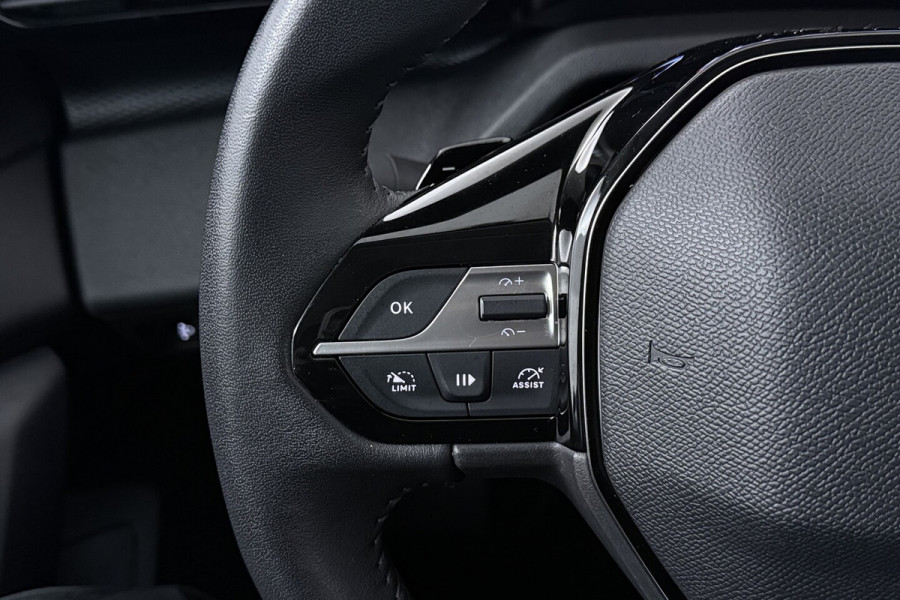 Peugeot 308 1.2 PureTech Active Pack Business (NAVIGATIE, STOELVERWARMING, CRUISE CONTROL, PARKEERSENS