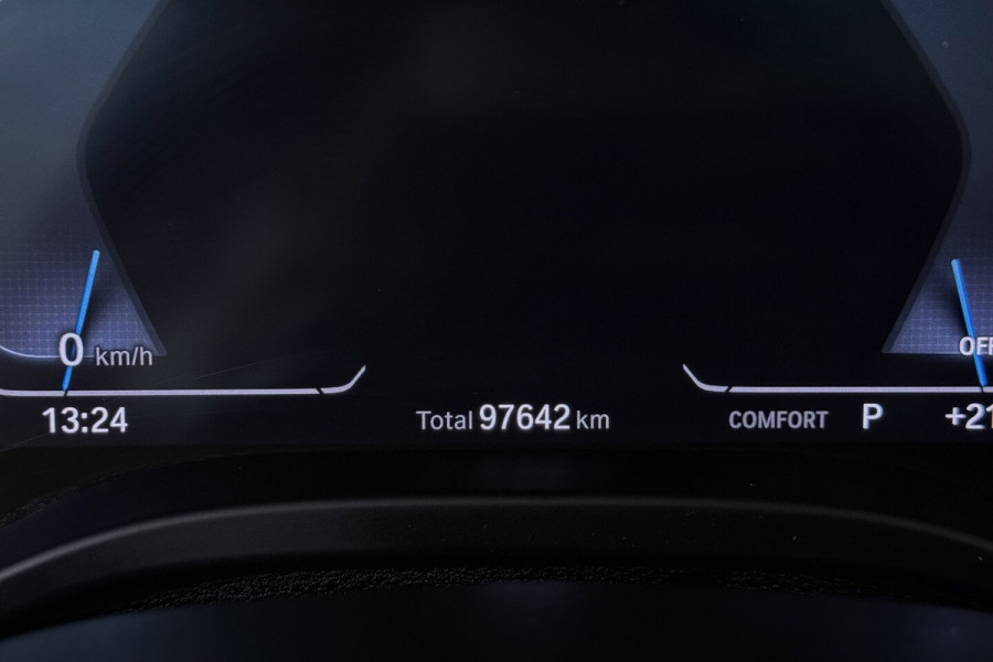 BMW iX3 Executive 80 kWh SOH 100% (PANORAMADAK, CAMERA, SFEERVERLICHTING, STOELVERWARMING, ELEKTR