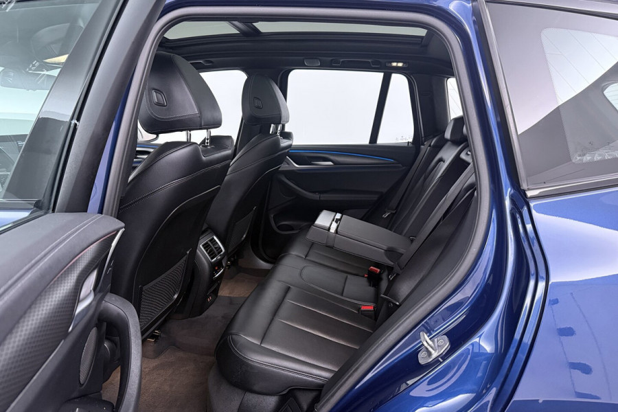 BMW iX3 Executive 80 kWh SOH 100% (PANORAMADAK, CAMERA, SFEERVERLICHTING, STOELVERWARMING, ELEKTR