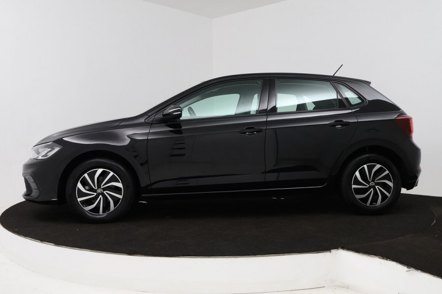 Volkswagen Polo 1.0 TSI Life (PARKEERSENSOREN, DIGITALE COCKPIT, CRUISE ADAPTIEF, CARPLAY)