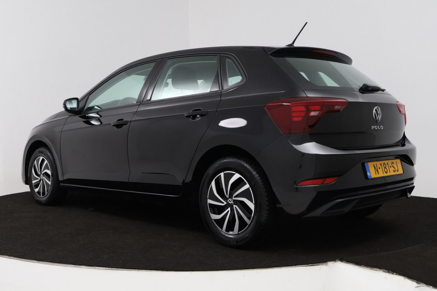 Volkswagen Polo 1.0 TSI Life (PARKEERSENSOREN, DIGITALE COCKPIT, CRUISE ADAPTIEF, CARPLAY)