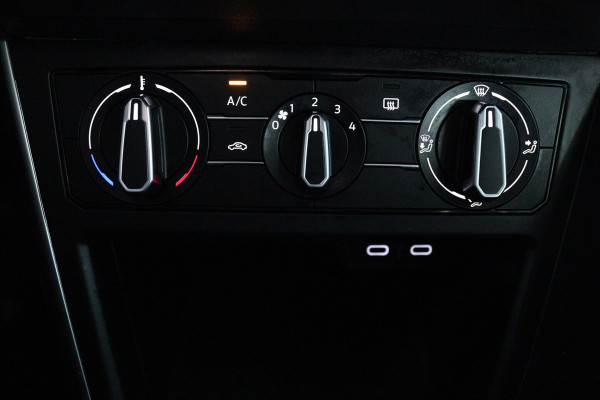 Volkswagen Polo 1.0 TSI Life (PARKEERSENSOREN, DIGITALE COCKPIT, CRUISE ADAPTIEF, CARPLAY)