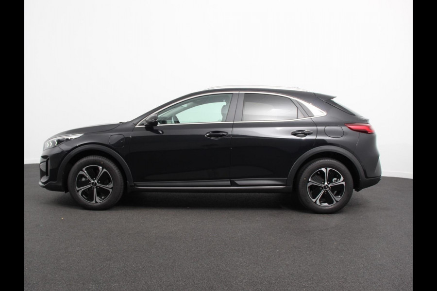 Kia Xceed 1.6 GDi PHEV 140pk DynamicLine Navigatie Camera Climate Control Cruise control adaptive Lane assist Lichtmetalen Velgen Stoelverwarming