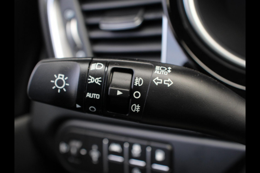 Kia Xceed 1.6 GDi PHEV 140pk DynamicLine Navigatie Camera Climate Control Cruise control adaptive Lane assist Lichtmetalen Velgen Stoelverwarming