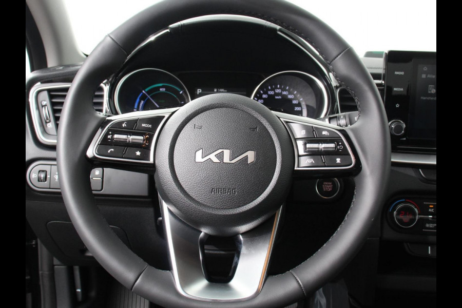 Kia Xceed 1.6 GDi PHEV 140pk DynamicLine Navigatie Camera Climate Control Cruise control adaptive Lane assist Lichtmetalen Velgen Stoelverwarming