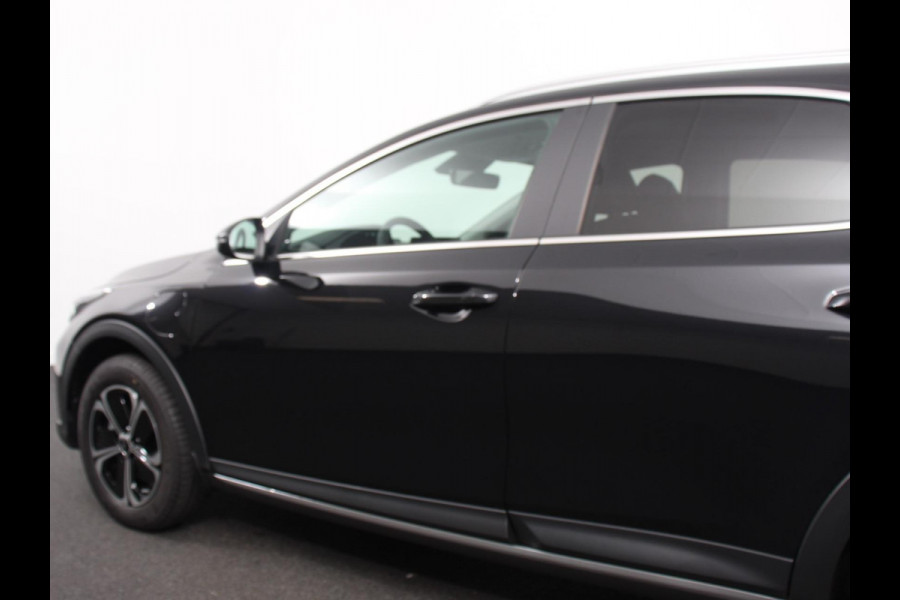 Kia Xceed 1.6 GDi PHEV 140pk DynamicLine Navigatie Camera Climate Control Cruise control adaptive Lane assist Lichtmetalen Velgen Stoelverwarming