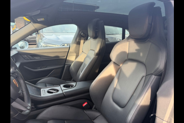 Porsche Taycan Sport Turismo 93 kWh / SoH 94,1% / Panoramadak / 360Camera / Luchtvering / Sportchrono / 21'' / Adaptieve Stoelen / Bose / Stoel+Stuurverwarming / Dodehoek / DAB / ACC / Warmtepomp