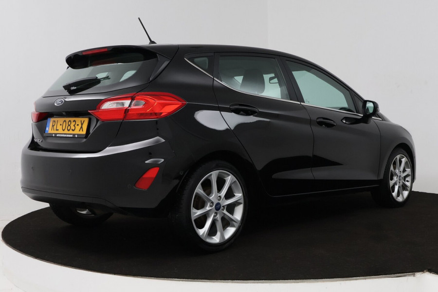 Ford Fiesta 1.0 EcoBoost Titanium (ACHTERUITRIJCAMERA, CRUISE CONTROL ADAPTIEF, NAVIGATIE, PARKEERSENS