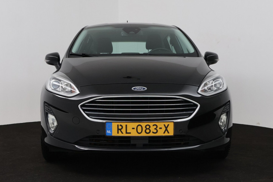 Ford Fiesta 1.0 EcoBoost Titanium (ACHTERUITRIJCAMERA, CRUISE CONTROL ADAPTIEF, NAVIGATIE, PARKEERSENS