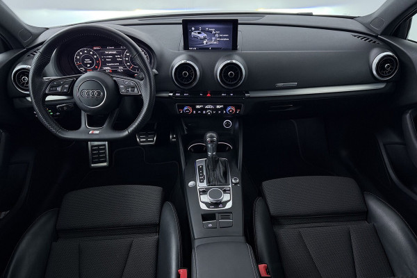 Audi A3 Limousine 35 TFSI CoD Advance Sport Automaat (VIRTUAL COCKPIT, STOELVERWARMING, ADAPTIVE CRUISE, PAR