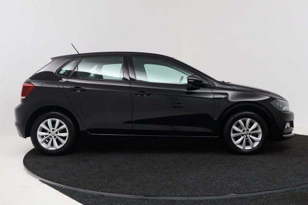 Volkswagen Polo 1.0 TSI Comfortline Business (STOELVERWARMING, LIMIT, PARKEERSENSOREN)