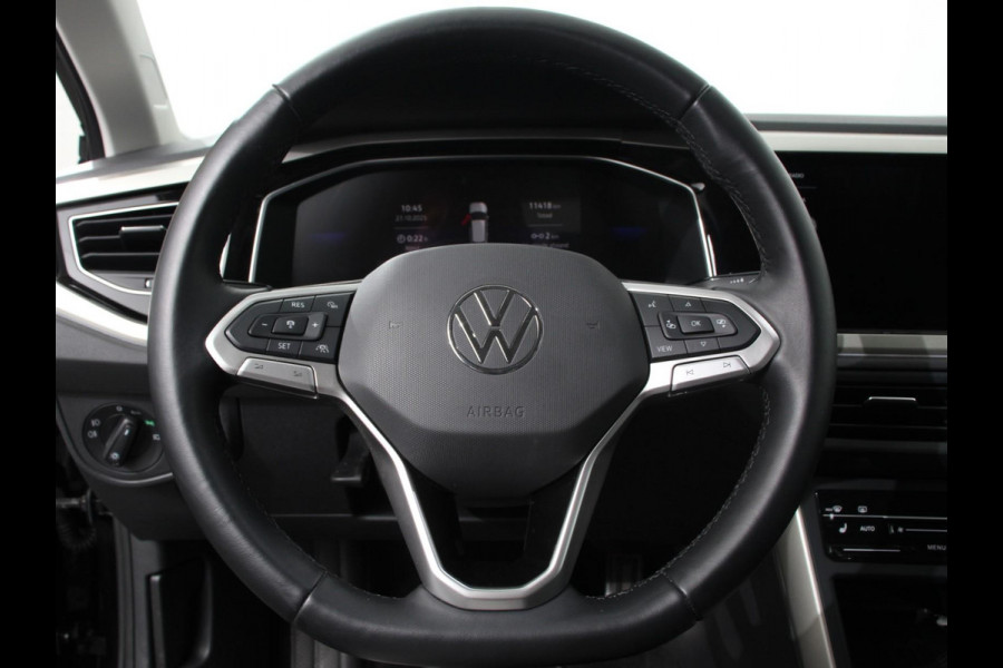 Volkswagen Polo 1.0 TSI Move DSG Navigatie Apple Carplay/Android Auto Airco Digitale Cockpit Adaptive Cruise Control Lichtmetalen Velgen Parkeer sensoren V+A Stoelverwarming