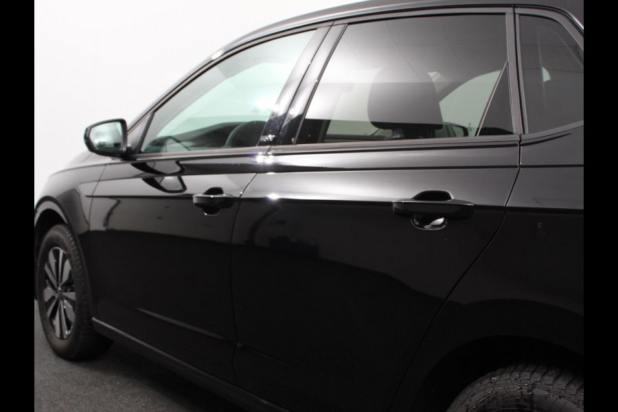 Volkswagen Polo 1.0 TSI Move DSG Navigatie Apple Carplay/Android Auto Airco Digitale Cockpit Adaptive Cruise Control Lichtmetalen Velgen Parkeer sensoren V+A Stoelverwarming