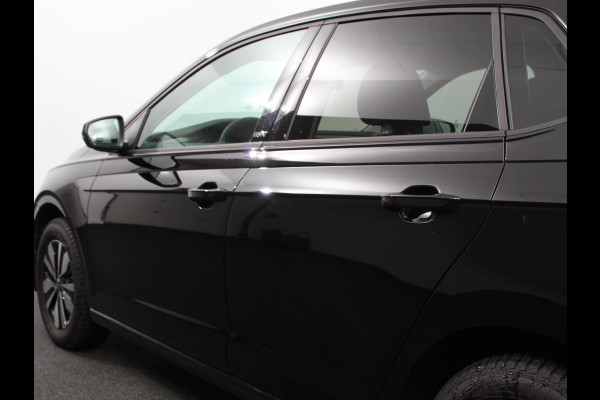 Volkswagen Polo 1.0 TSI Move DSG Navigatie Apple Carplay/Android Auto Airco Digitale Cockpit Adaptive Cruise Control Lichtmetalen Velgen Parkeer sensoren V+A Stoelverwarming