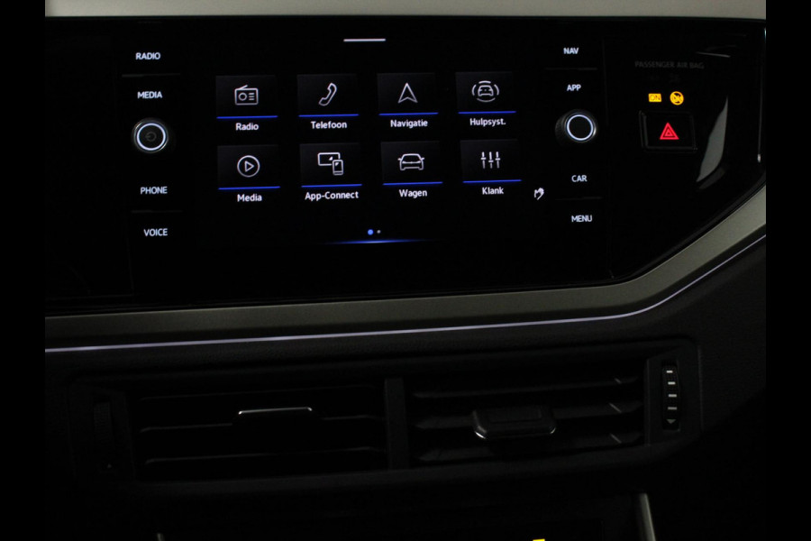 Volkswagen Polo 1.0 TSI Move DSG Navigatie Apple Carplay/Android Auto Airco Digitale Cockpit Adaptive Cruise Control Lichtmetalen Velgen Parkeer sensoren V+A Stoelverwarming