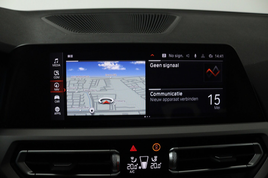 BMW 3 Serie 318i Executive Edition (NAVIGATIE, CARPLAY, LED, DEALER ONDERHOUDEN)