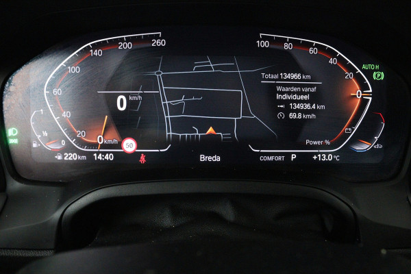 BMW 3 Serie 318i Executive Edition (NAVIGATIE, CARPLAY, LED, DEALER ONDERHOUDEN)