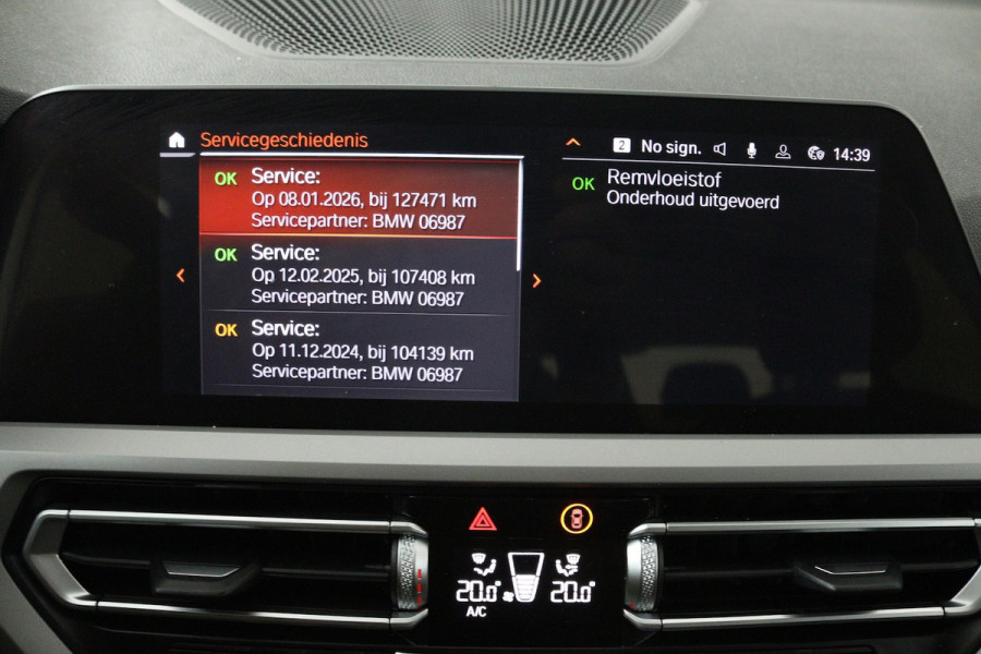 BMW 3 Serie 318i Executive Edition (NAVIGATIE, CARPLAY, LED, DEALER ONDERHOUDEN)