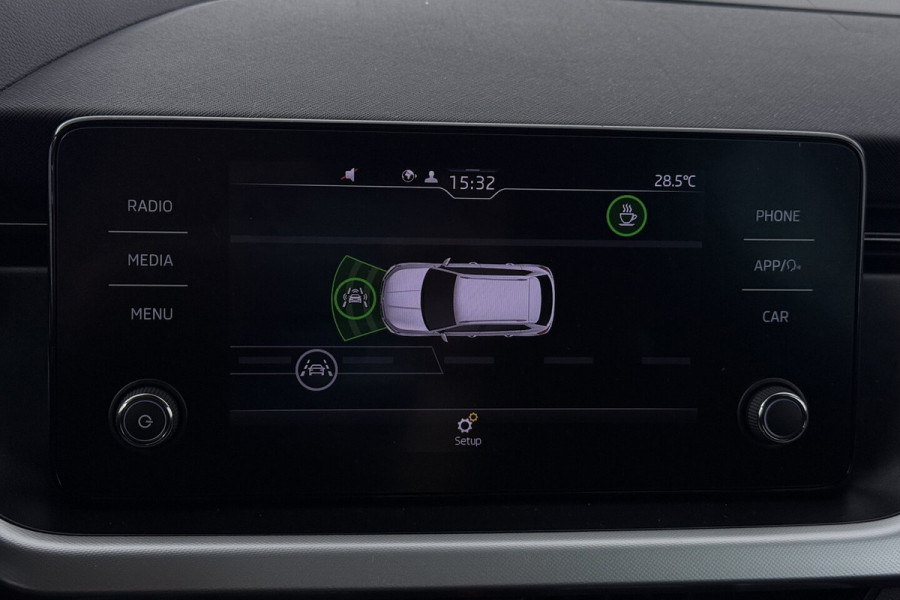 Škoda Kamiq 1.0 TSI Sport Business (PARKEERSENSOREN, CRUISE CONTROL, BLUETOOTH)