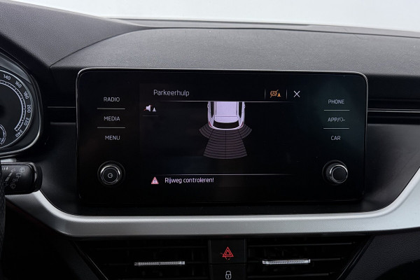 Škoda Kamiq 1.0 TSI Sport Business (PARKEERSENSOREN, CRUISE CONTROL, BLUETOOTH)