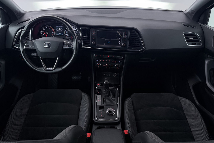 Seat Ateca 1.4 EcoTSI FR Business Intense (TREKHAAK, STOELVERWARMING, CRUISE CONTROL ADAPTIEF, NAVIGA