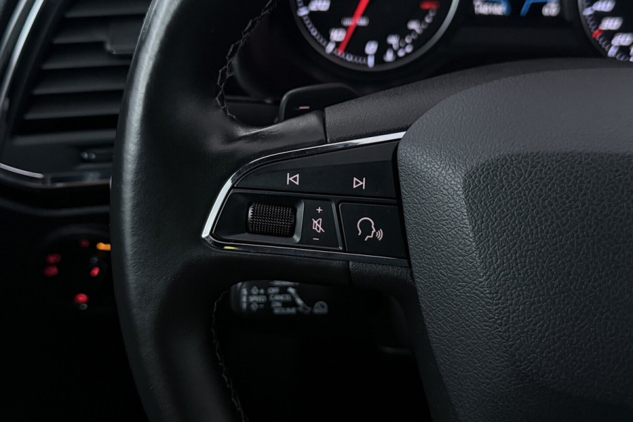 Seat Ateca 1.4 EcoTSI FR Business Intense (TREKHAAK, STOELVERWARMING, CRUISE CONTROL ADAPTIEF, NAVIGA