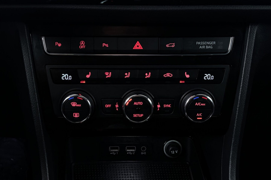 Seat Ateca 1.4 EcoTSI FR Business Intense (TREKHAAK, STOELVERWARMING, CRUISE CONTROL ADAPTIEF, NAVIGA