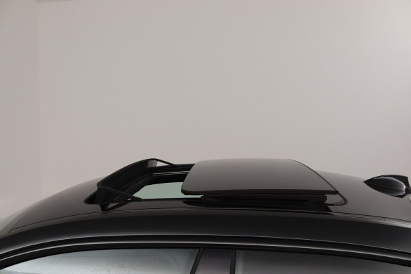 BMW 2 Serie Gran Coupé 218i Business Edition Plus (PANORAMADAK, CAMERA, SFEERVERLICHTING, STOELVERWARMING, PARKEE