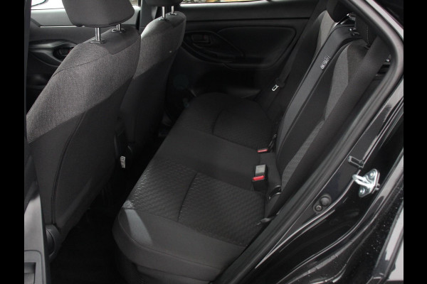 Toyota Yaris Cross 1.5 Hybrid 115 pk Automaat Style Comfort Navigatie Apple carplay/Android Auto Camera Dab Full Led Parkeer sensoren Climate Control Lichtmetalen velgen