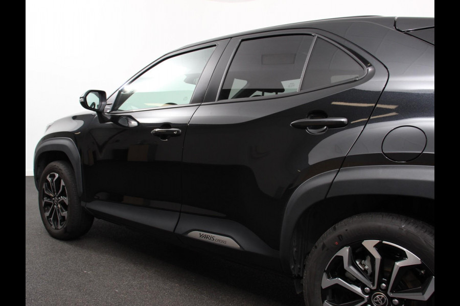 Toyota Yaris Cross 1.5 Hybrid 115 pk Automaat Style Comfort Navigatie Apple carplay/Android Auto Camera Dab Full Led Parkeer sensoren Climate Control Lichtmetalen velgen