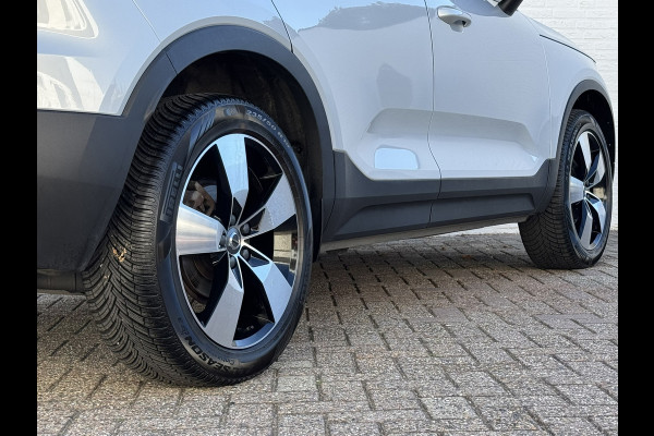 Volvo XC40 1.5 T3 Inscription Camera Adaptive cruise Carplay Clima 19 inch Lm DAB